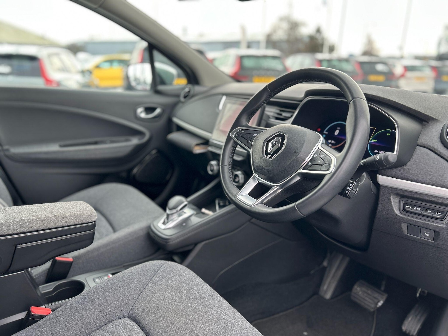 Used Renault Zoe 2021 for sale - 77130893: Photo 10