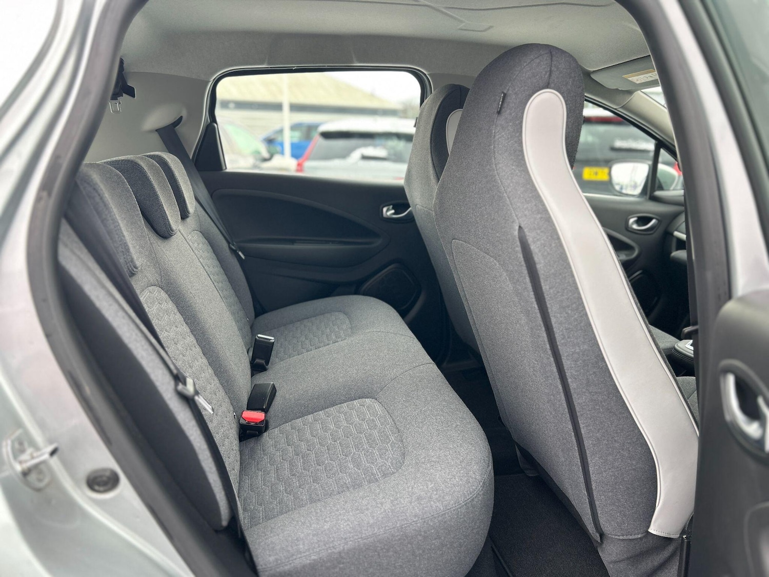 Used Renault Zoe 2021 for sale - 77130893: Photo 11