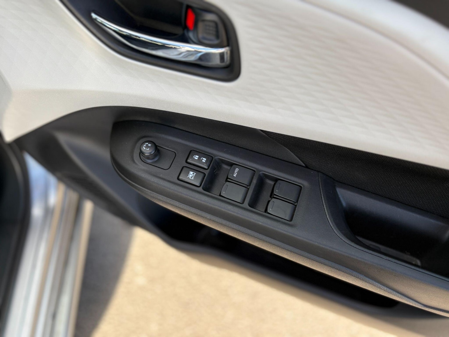 Used Suzuki Swift 2024 for sale - 78046852: Photo 17