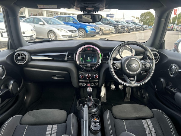 Used MINI Hatch 2018 for sale - 76306616: Photo 11