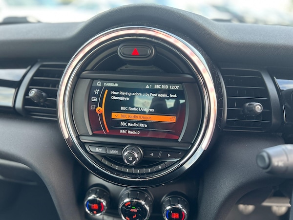 Used MINI Hatch 2018 for sale - 76306616: Photo 13