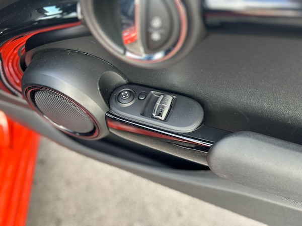 Used MINI Hatch 2018 for sale - 76306616: Photo 15