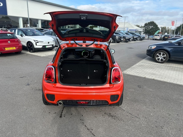 Used MINI Hatch 2018 for sale - 76306616: Photo 9