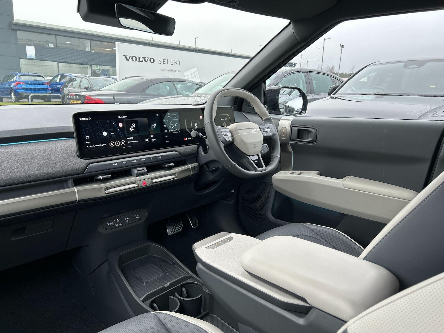 Used Kia EV3 2024 for sale - 77723301: Photo 10