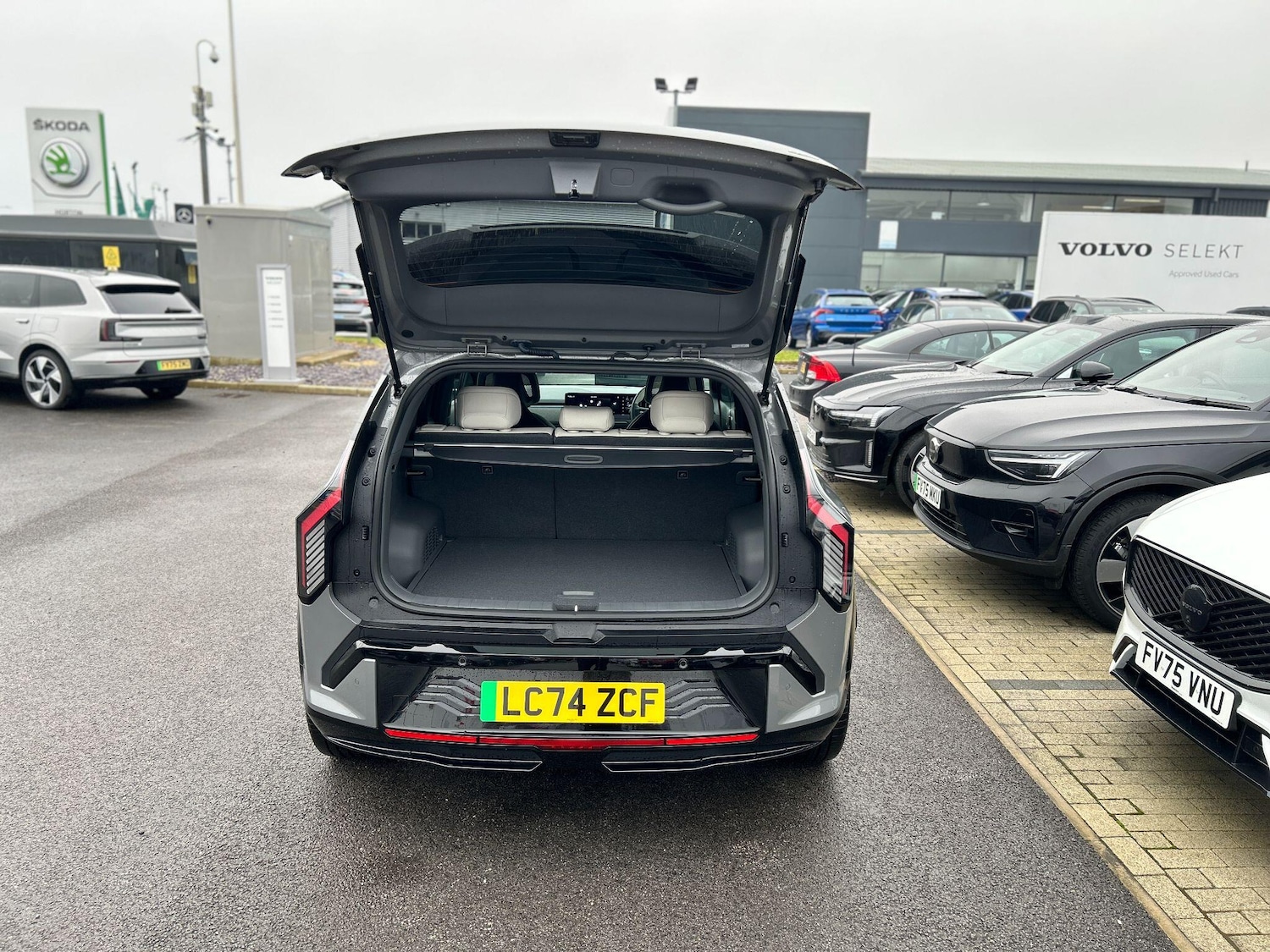 Used Kia EV3 2024 for sale - 77723301: Photo 7