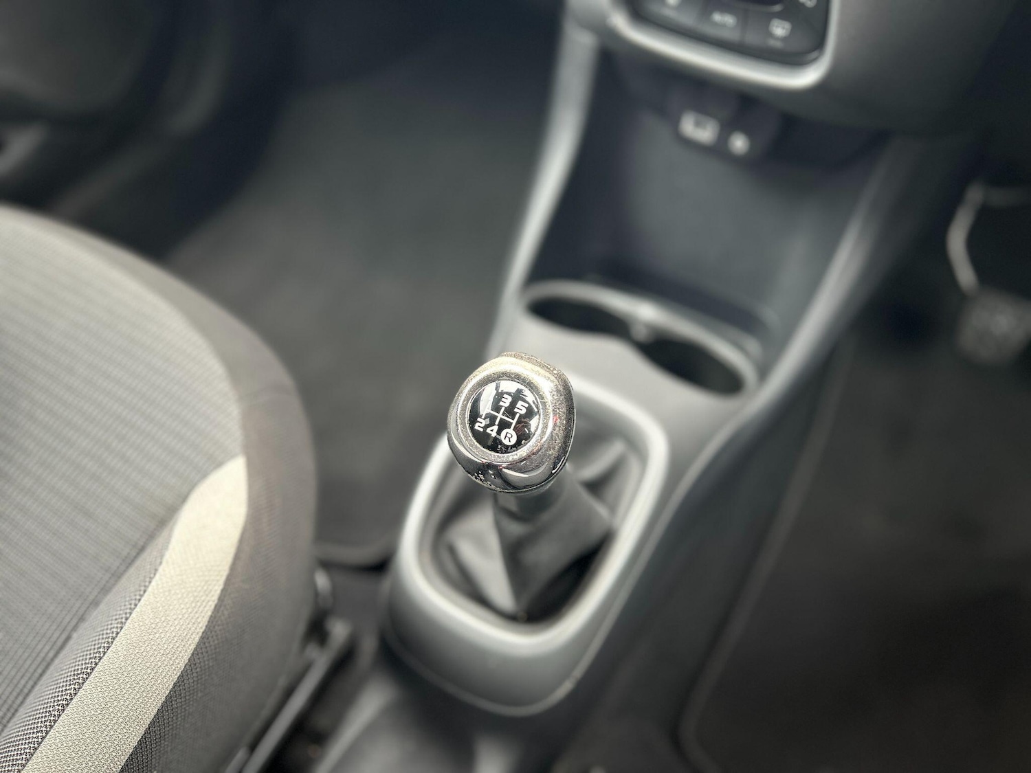 Used Toyota AYGO 2020 for sale - 76802131: Photo 10