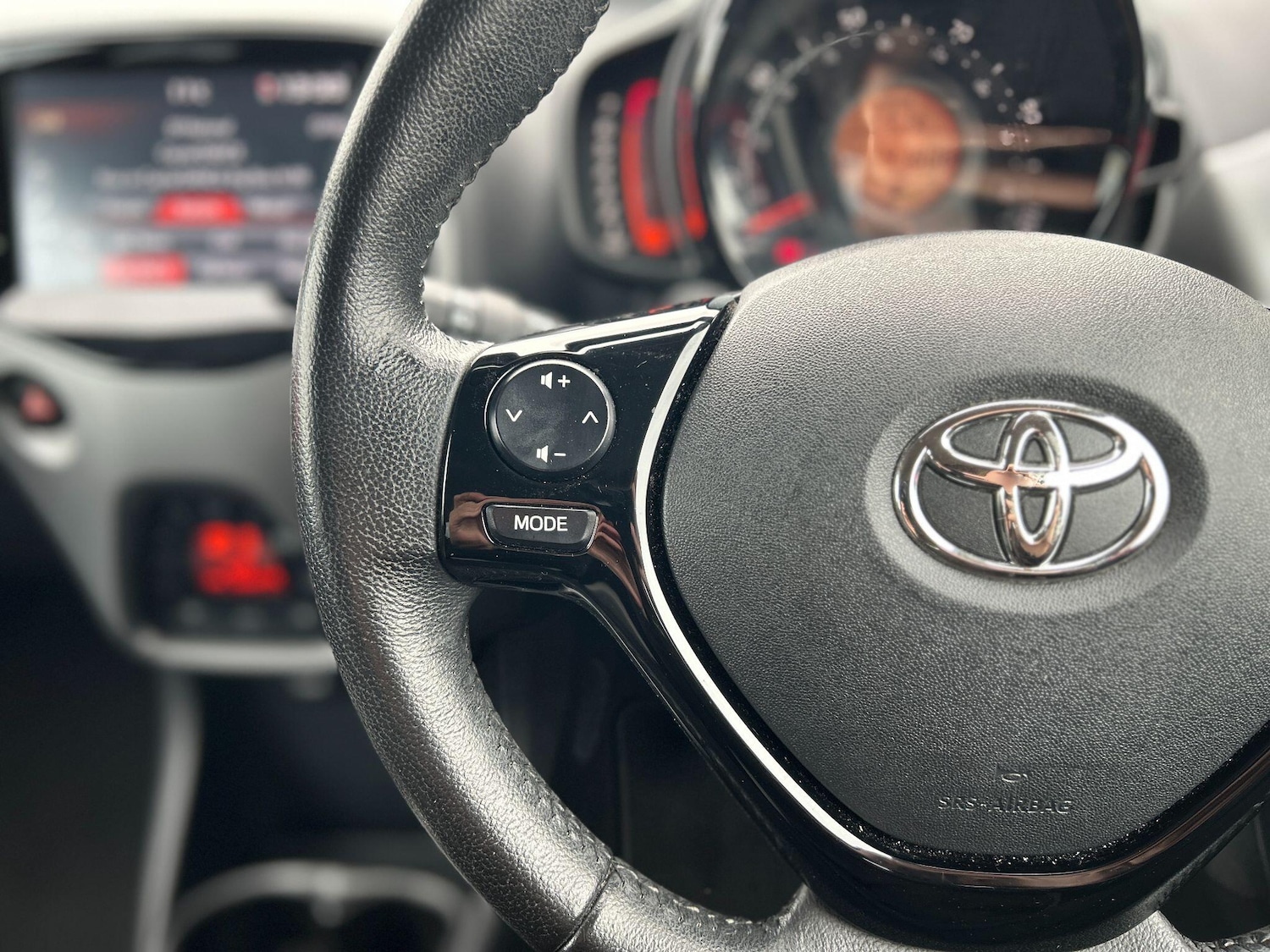 Used Toyota AYGO 2020 for sale - 76802131: Photo 23