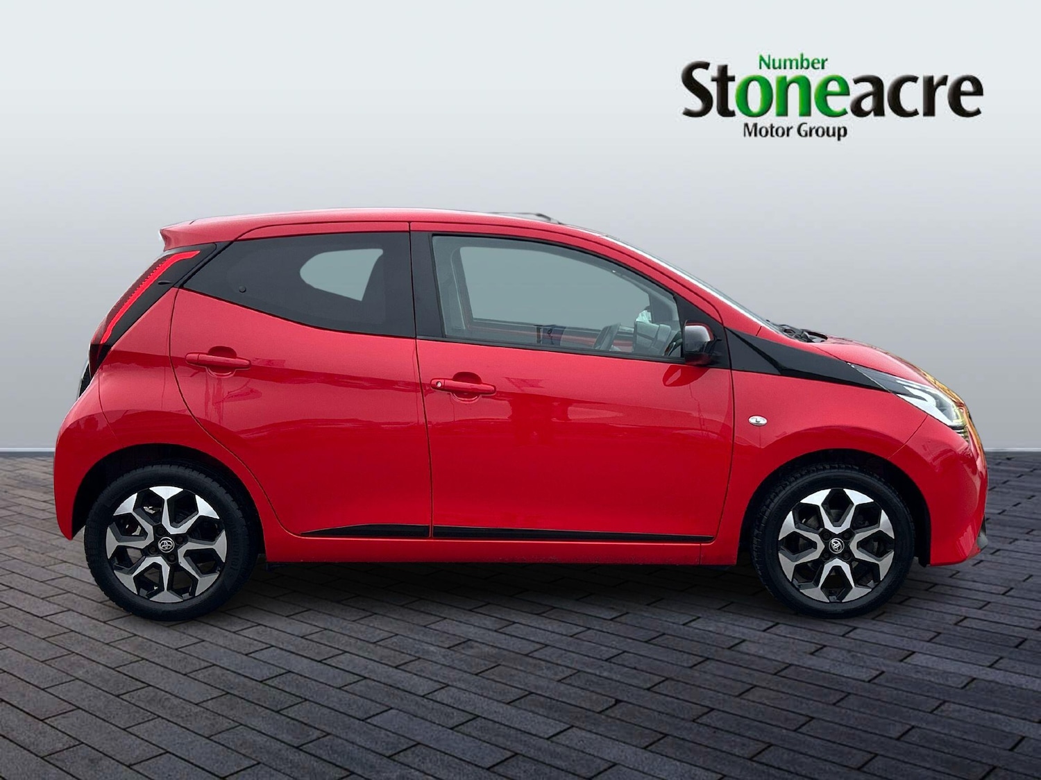 Used Toyota AYGO 2020 for sale - 76802131: Photo 8