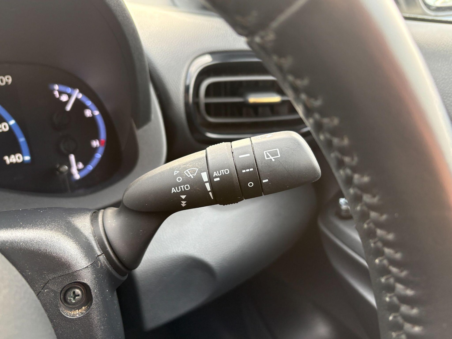 Used Toyota Yaris Cross for sale - 78047470: Photo 17