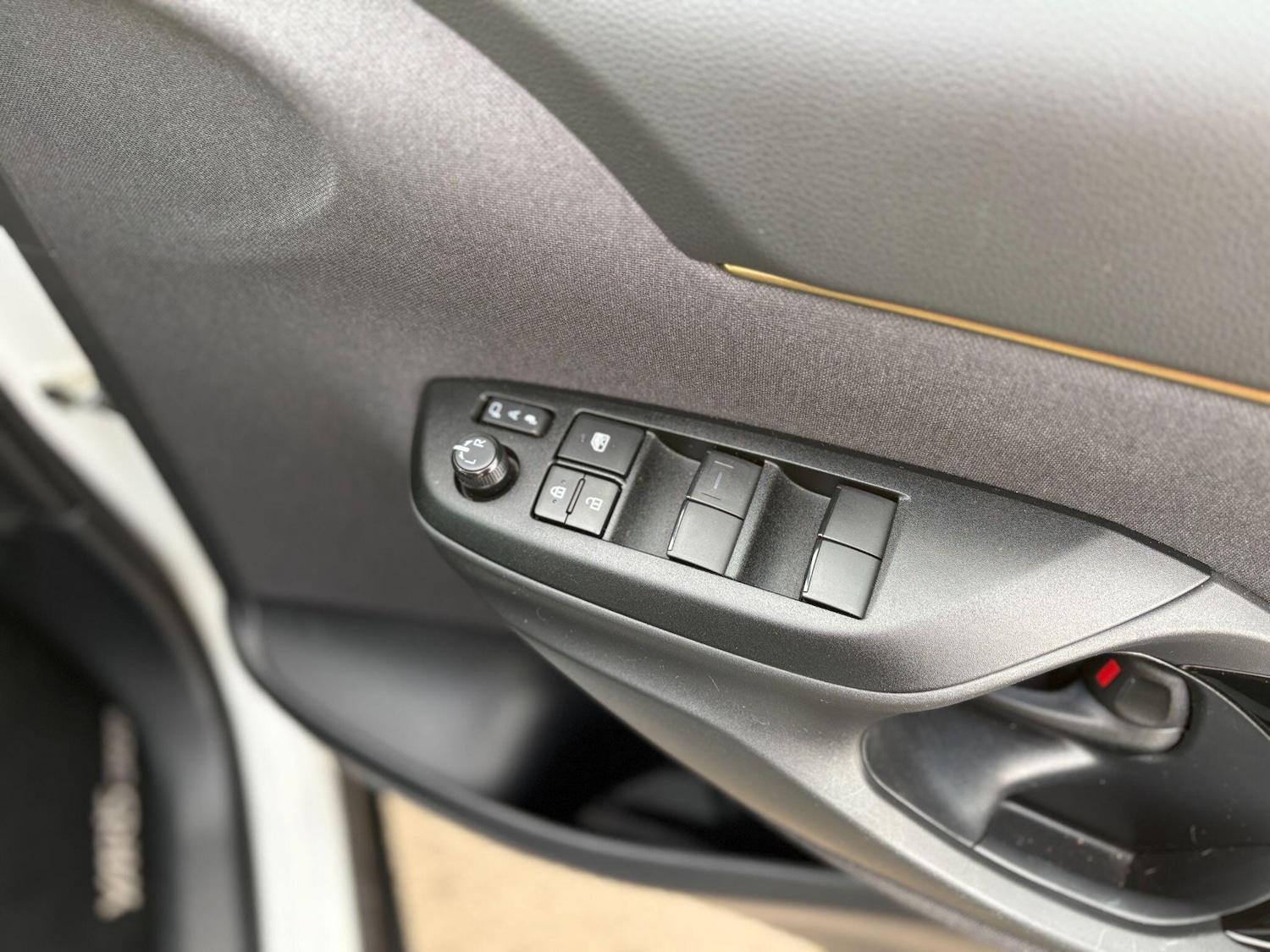 Used Toyota Yaris Cross for sale - 78047470: Photo 28