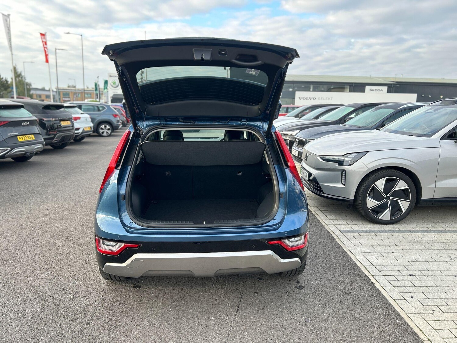 Used Kia Niro 2024 for sale - 76307019: Photo 9