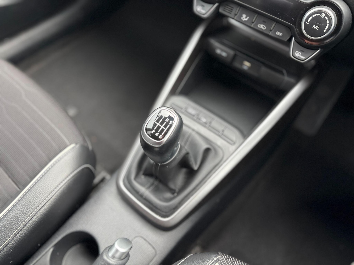 Used Kia Stonic for sale - 77909593: Photo 10