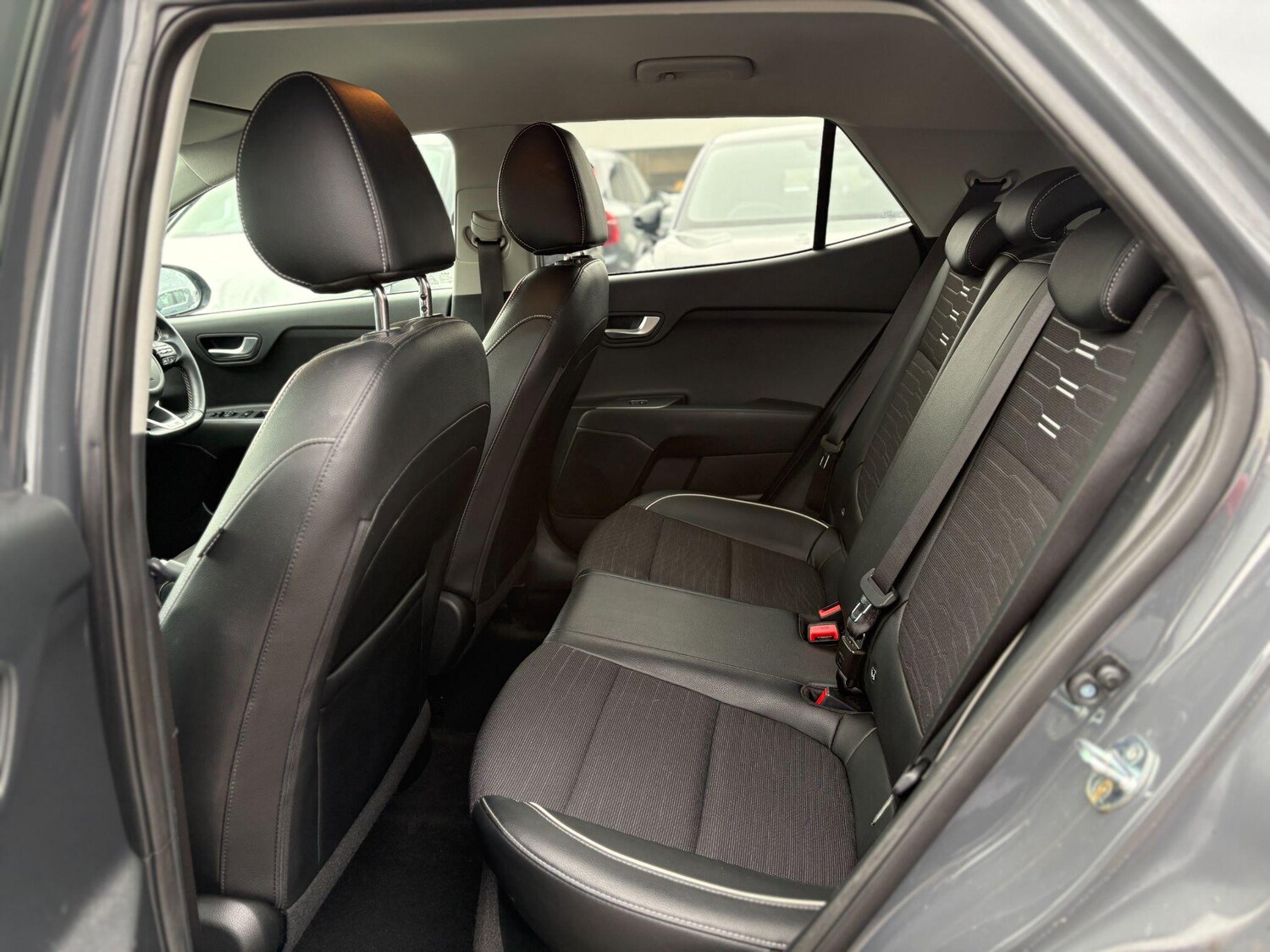 Used Kia Stonic for sale - 77909593: Photo 14