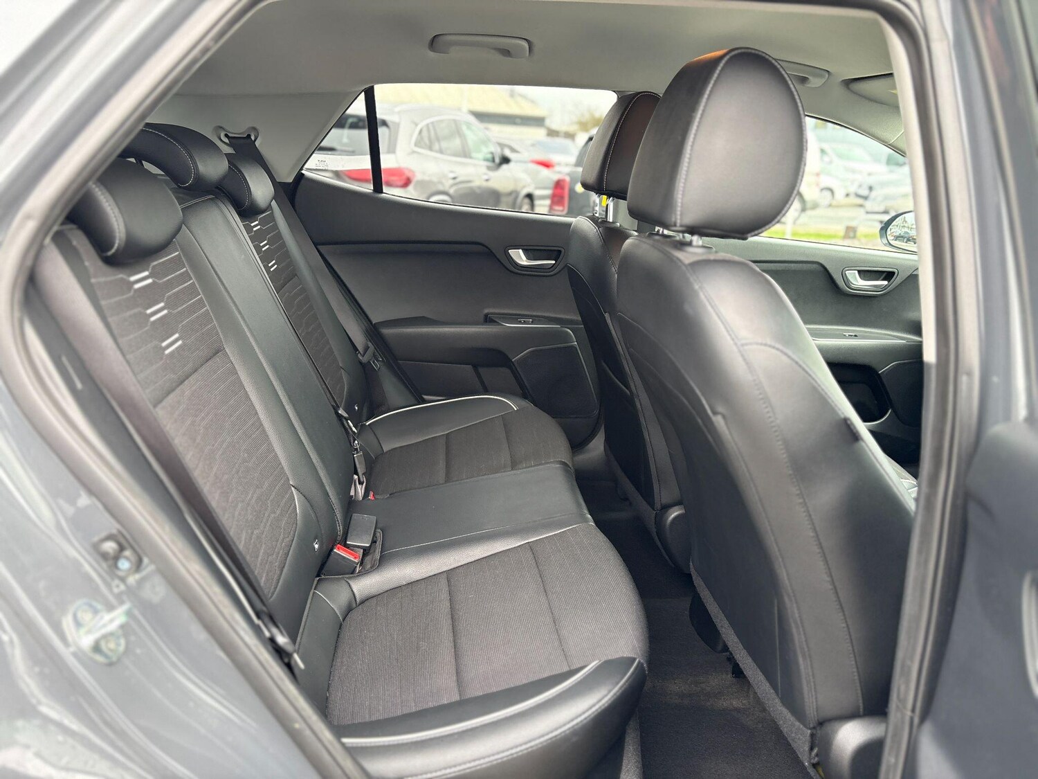 Used Kia Stonic for sale - 77909593: Photo 15