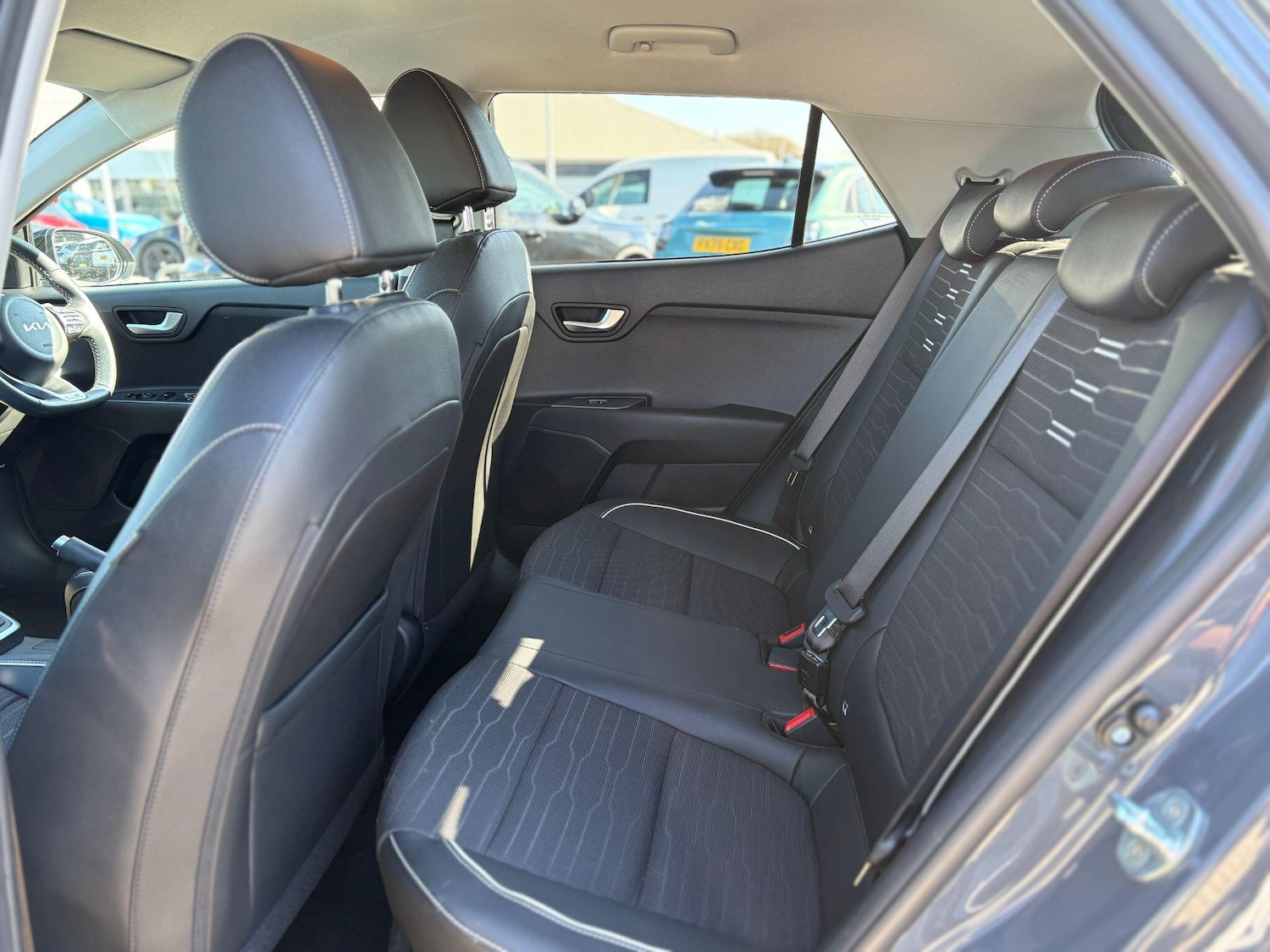 Used Kia Stonic 2022 for sale - 77940300: Photo 14