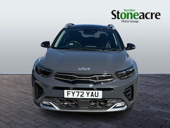 Used Kia Stonic 2022 for sale - 77940300: Photo