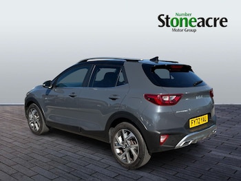 Used Kia Stonic 2022 for sale - 77940300: Photo