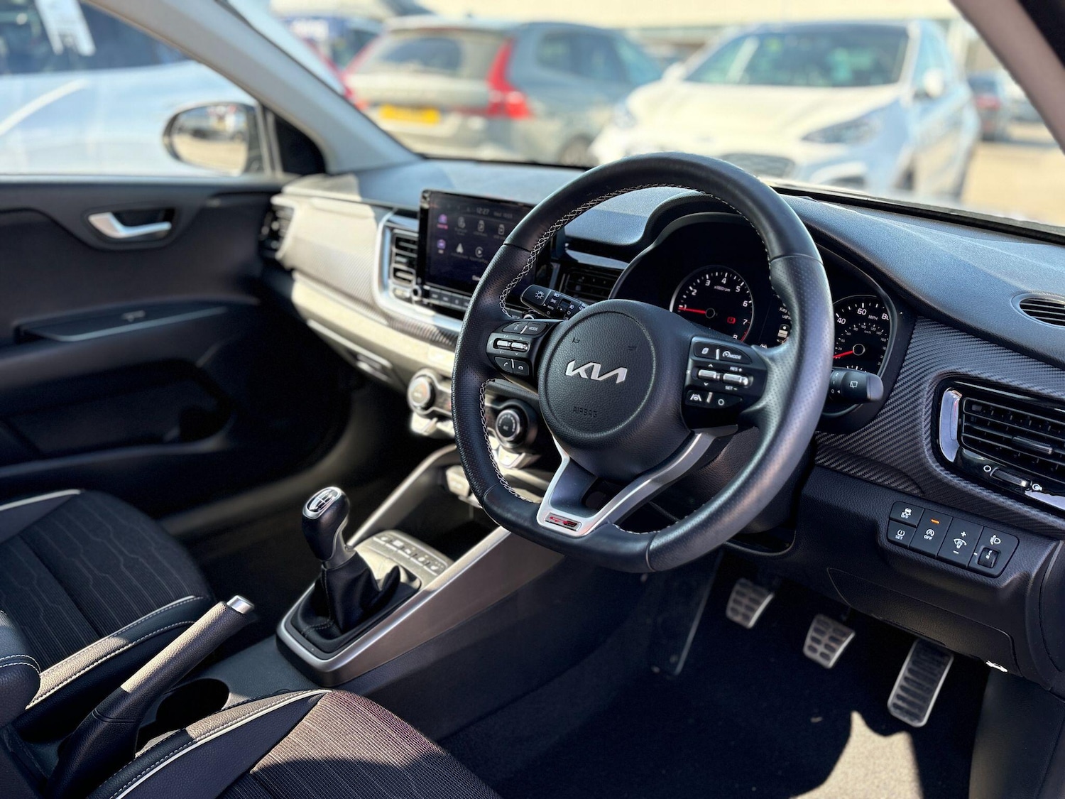 Used Kia Stonic 2022 for sale - 77940300: Photo 9