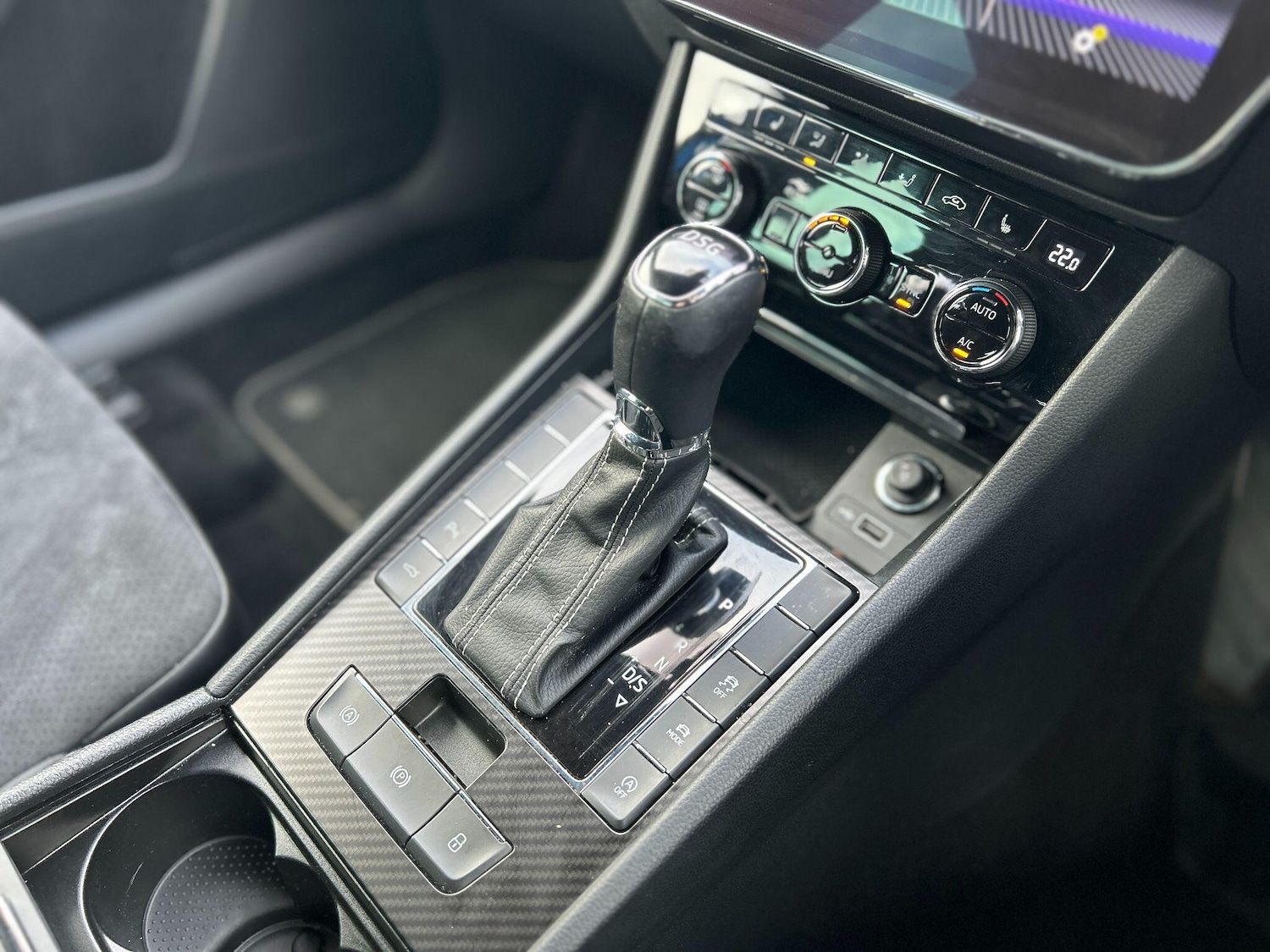 Used Skoda Superb 2020 for sale - 77015928: Photo 12