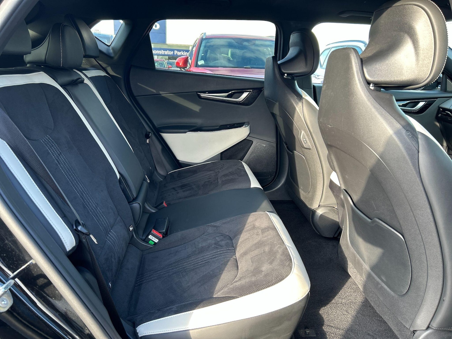 Used Kia EV6 2023 for sale - 77278648: Photo 12