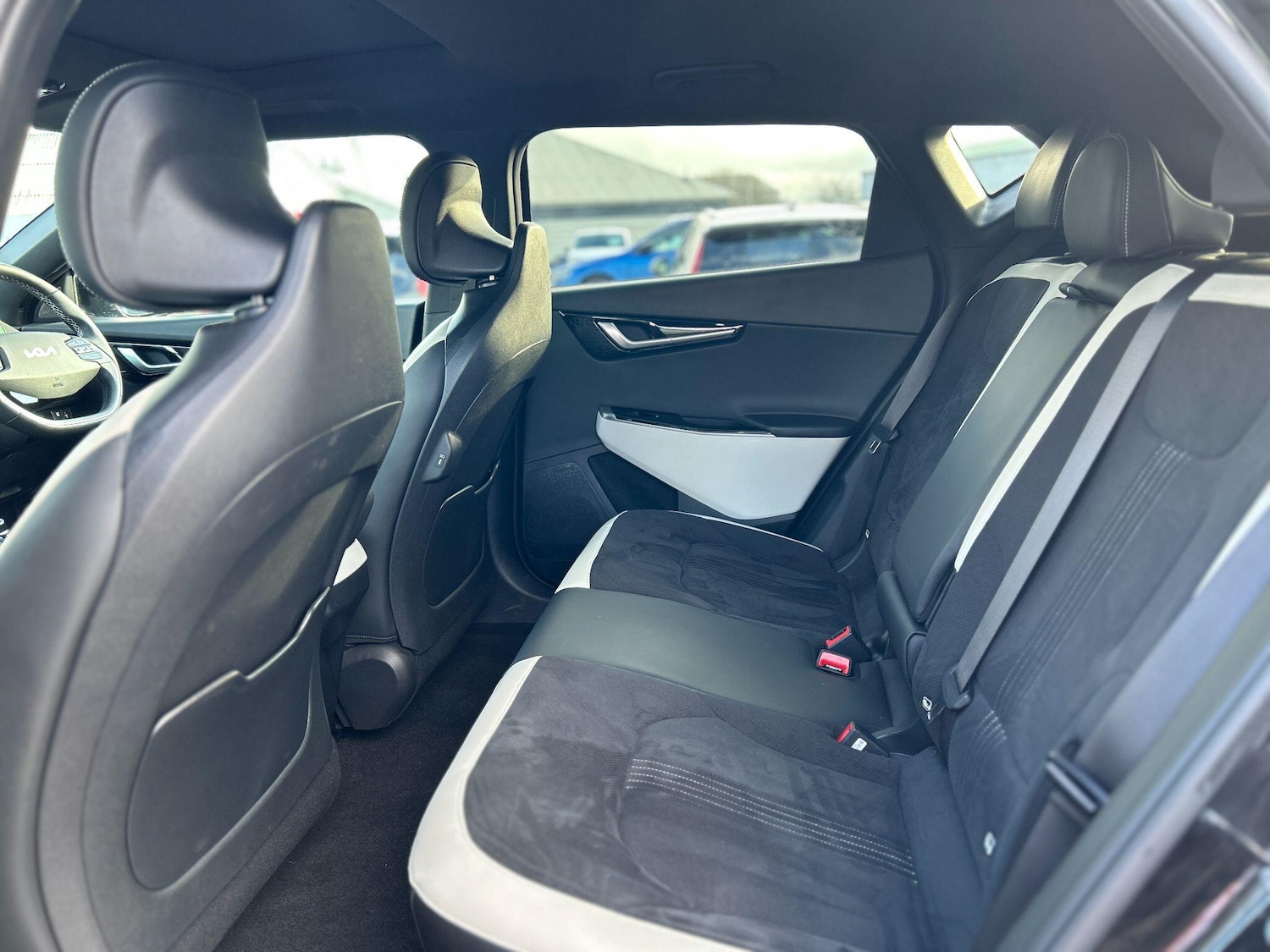 Used Kia EV6 2023 for sale - 77278648: Photo 13