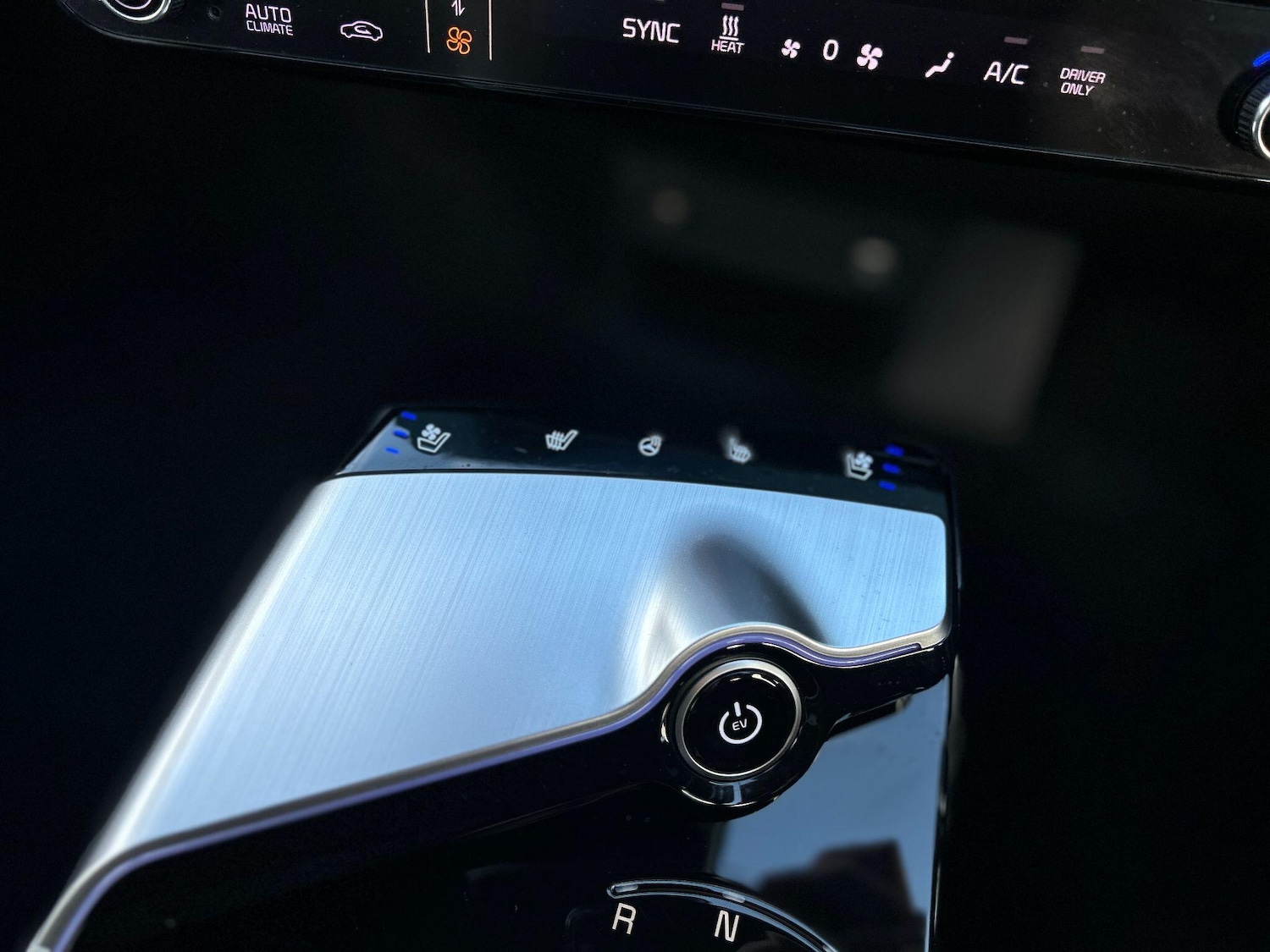 Used Kia EV6 2023 for sale - 77278648: Photo 27