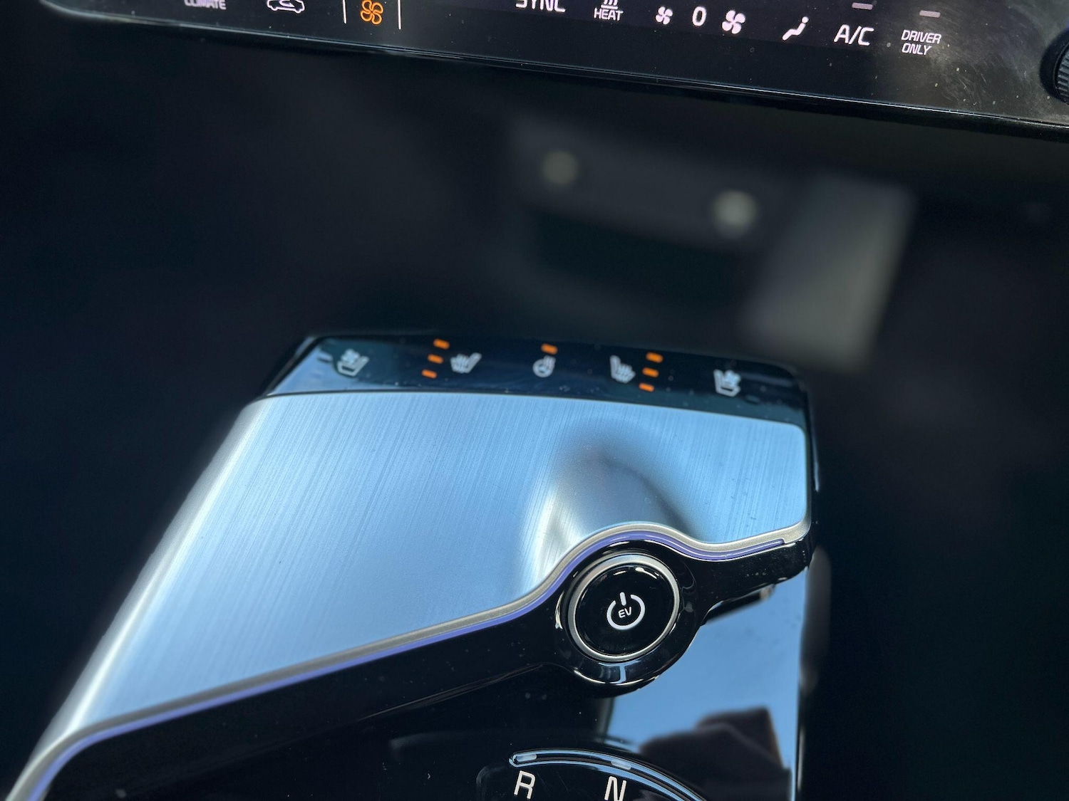 Used Kia EV6 2023 for sale - 77278648: Photo 37