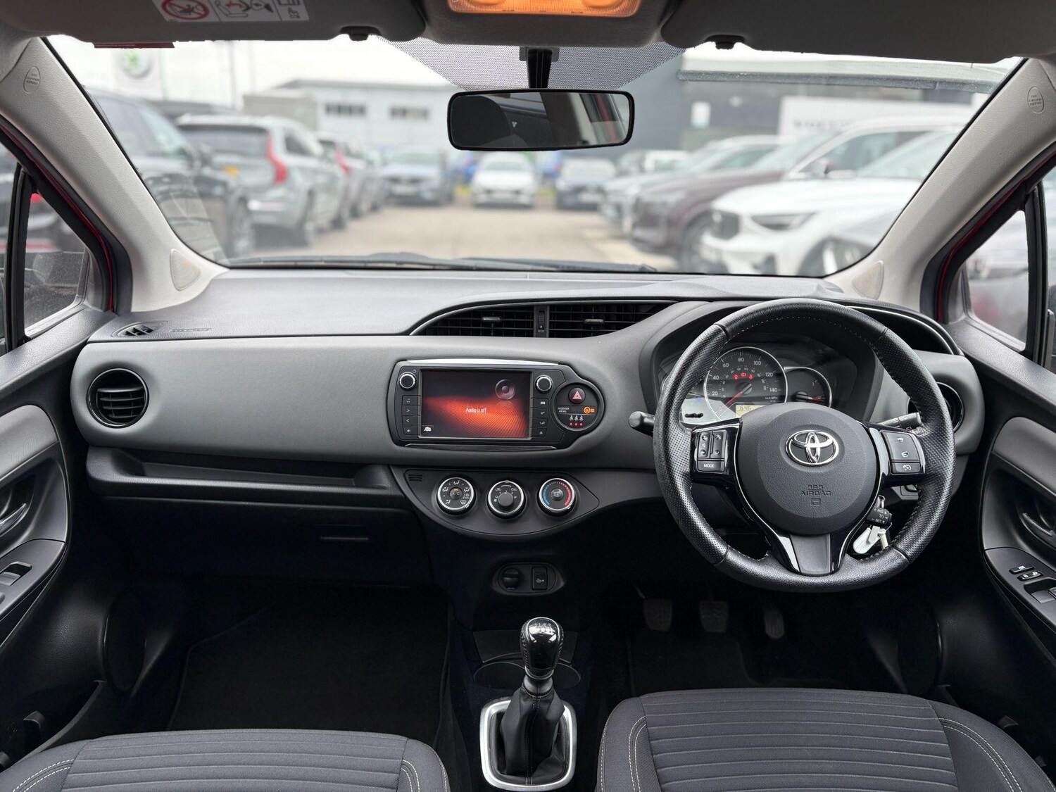 Used Toyota Yaris 2019 for sale - 77940162: Photo 11