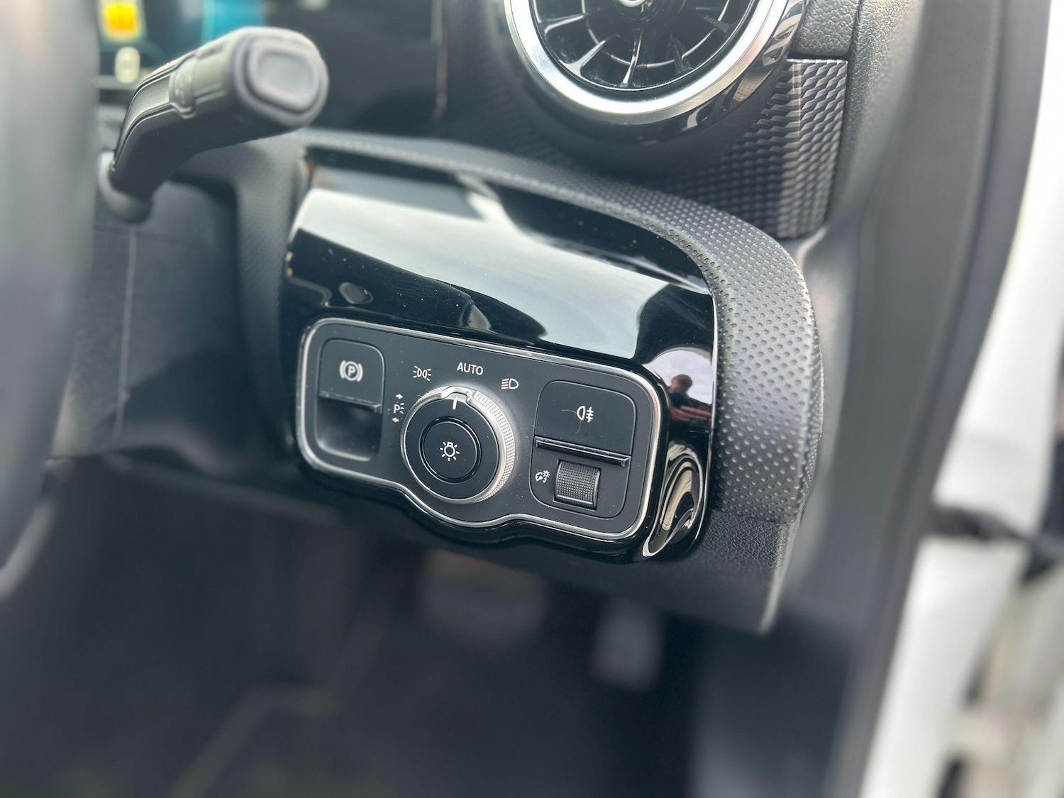 Used Mercedes-Benz A-Class 2019 for sale - 77237931: Photo 14