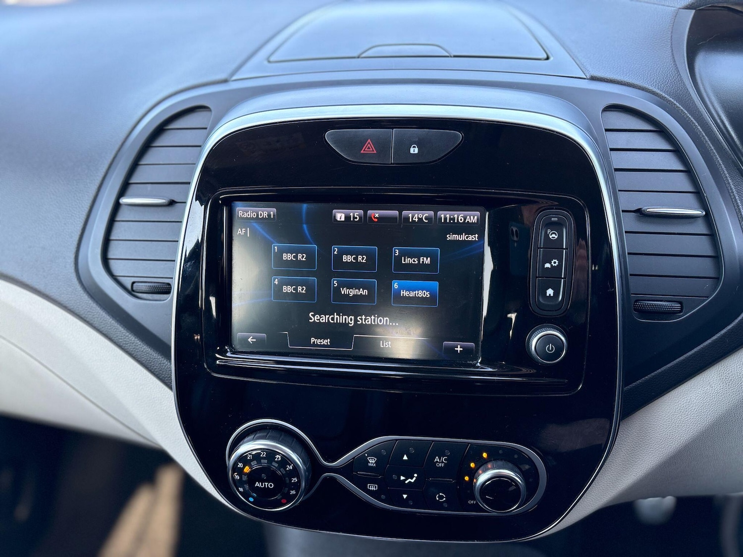 Used Renault Captur 2019 for sale - 77940324: Photo 18