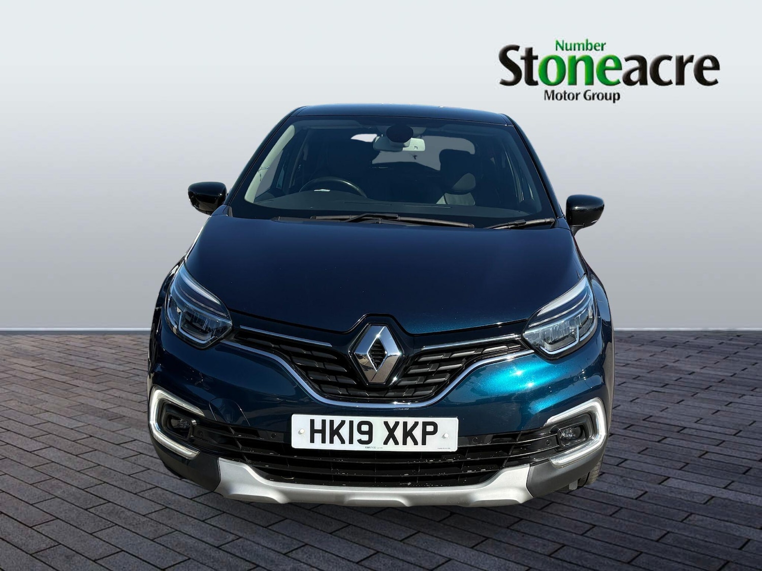 Used Renault Captur 2019 for sale - 77940324: Photo 2