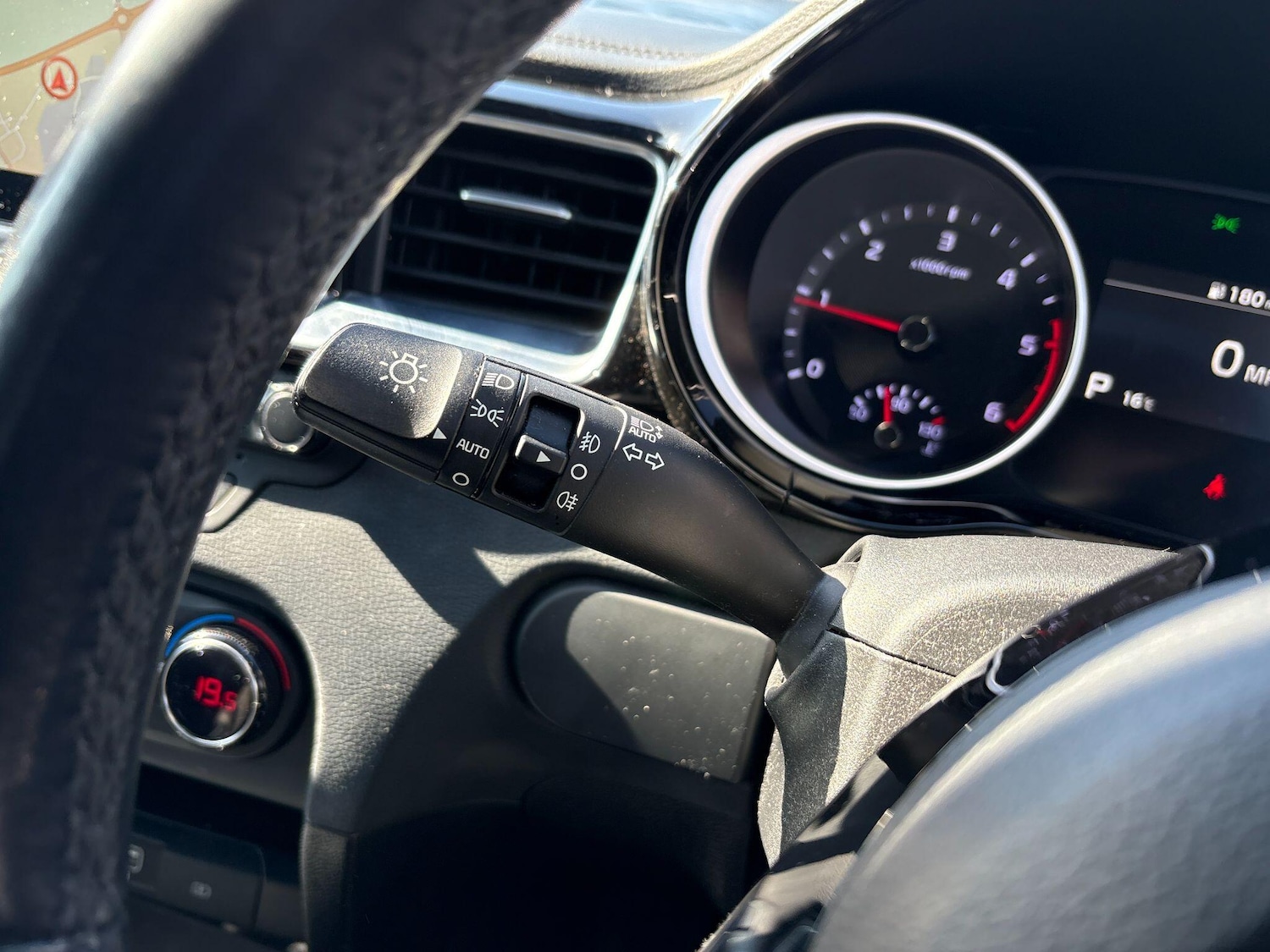 Used Kia Ceed 2019 for sale - 77940412: Photo 28