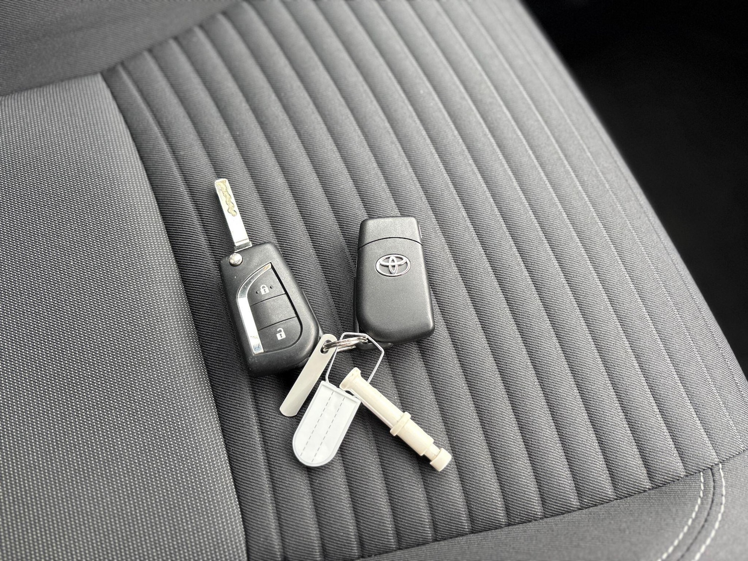 Used Toyota Yaris for sale - 78136005: Photo 16