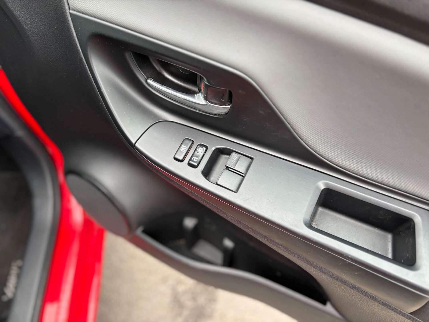 Used Toyota Yaris for sale - 78136005: Photo 17