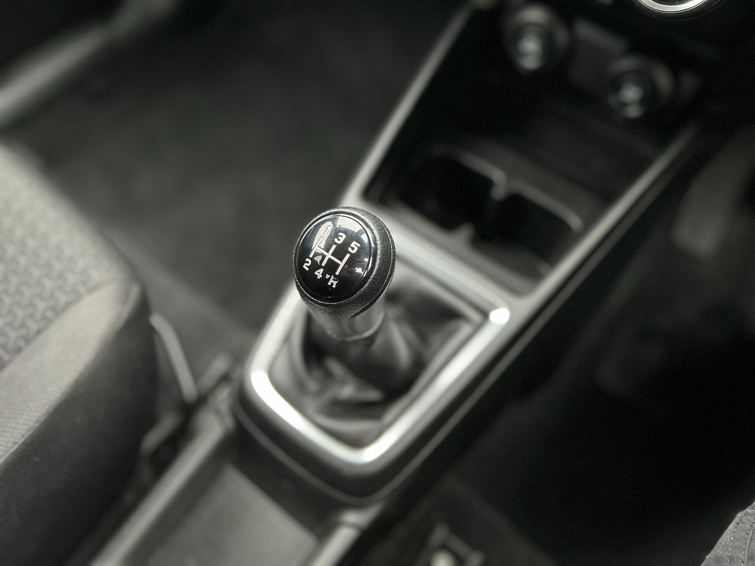 Used Suzuki Swift 2021 for sale - 76865797: Photo 12