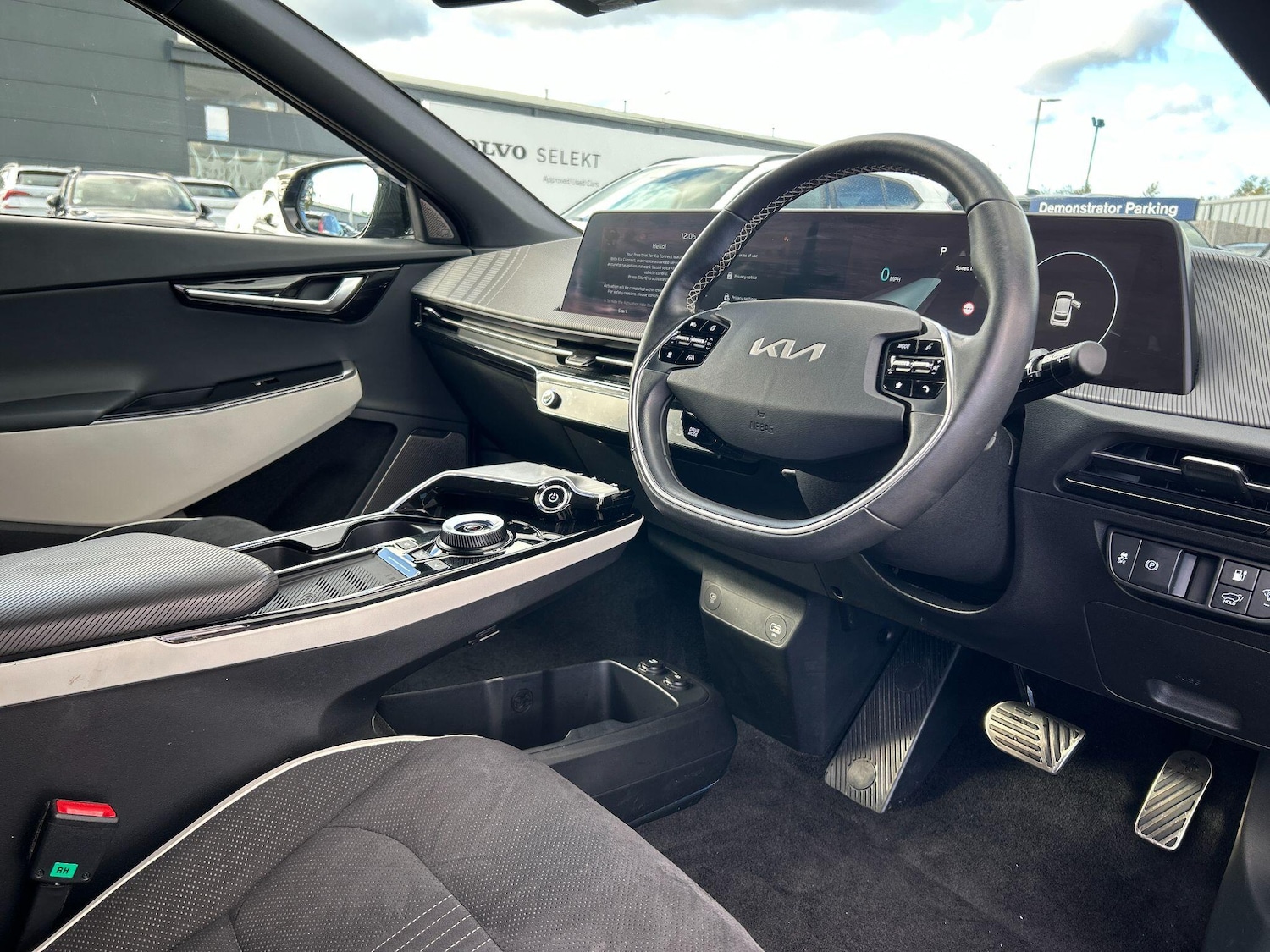 Used Kia EV6 2023 for sale - 76408343: Photo 12