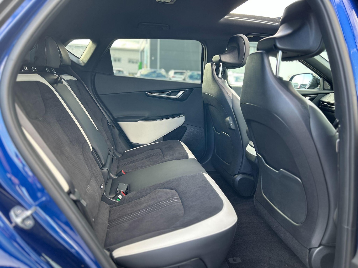 Used Kia EV6 2023 for sale - 76408343: Photo 13