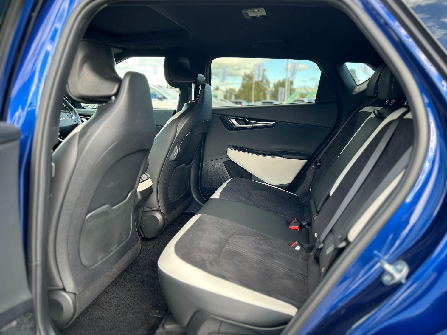 Used Kia EV6 2023 for sale - 76408343: Photo 14