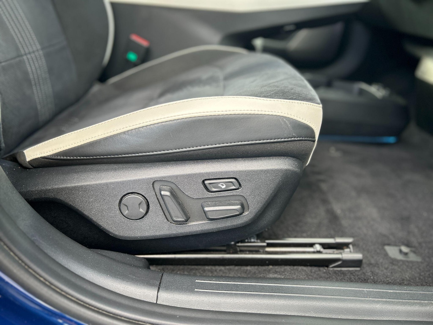 Used Kia EV6 2023 for sale - 76408343: Photo 40