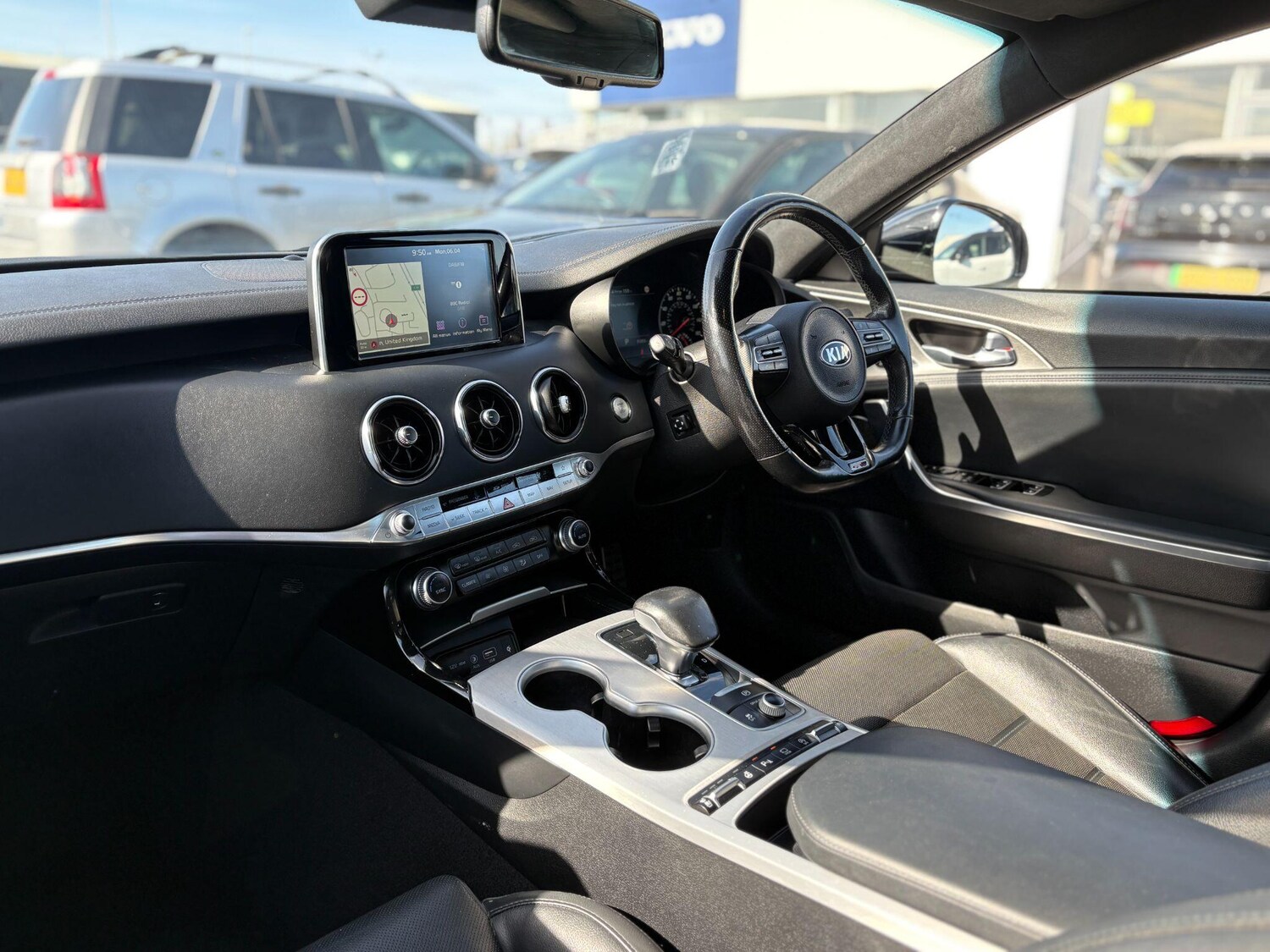 Used Kia Stinger 2018 for sale - 78171044: Photo 10