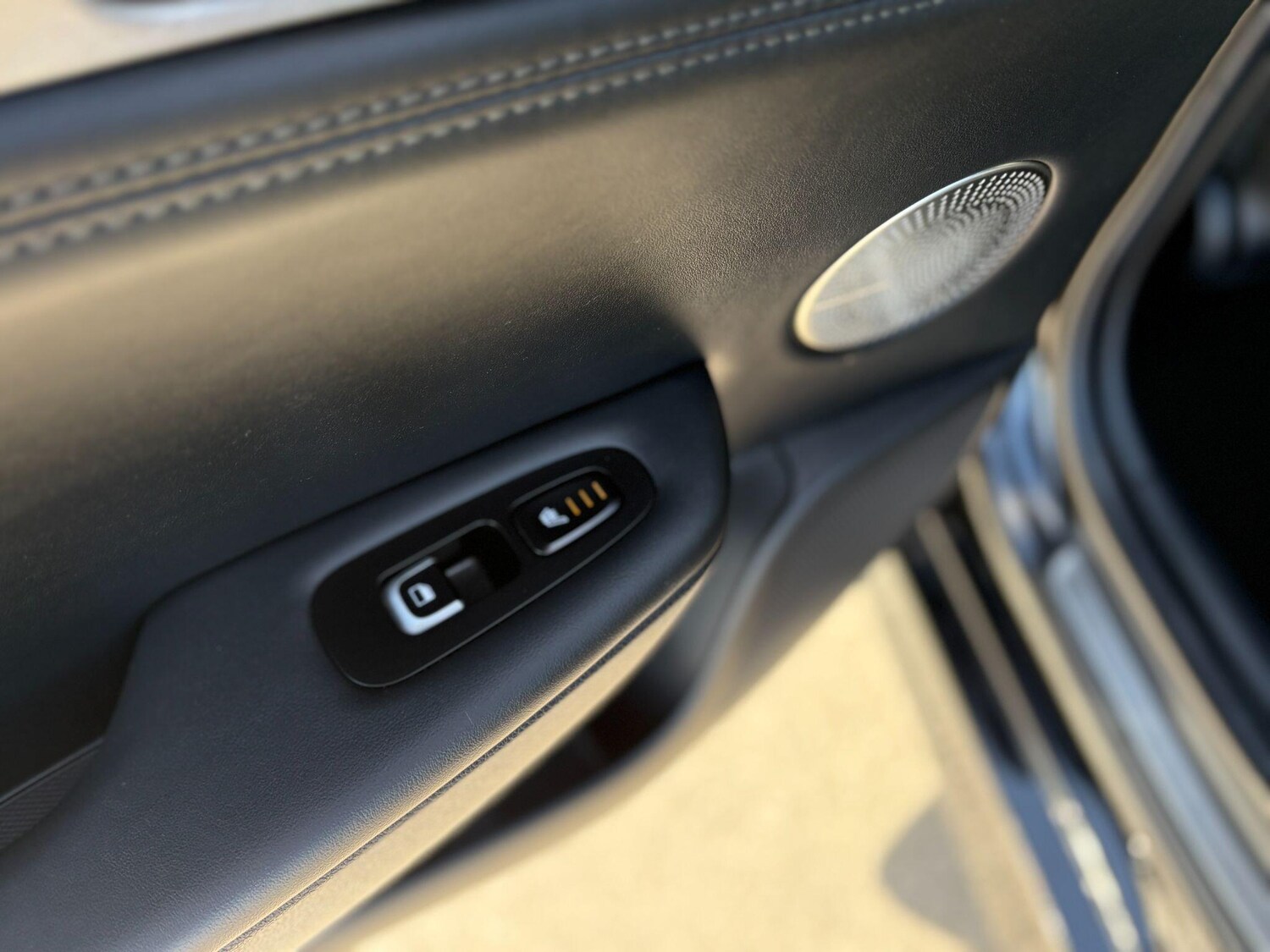 Used Kia Stinger 2018 for sale - 78171044: Photo 18