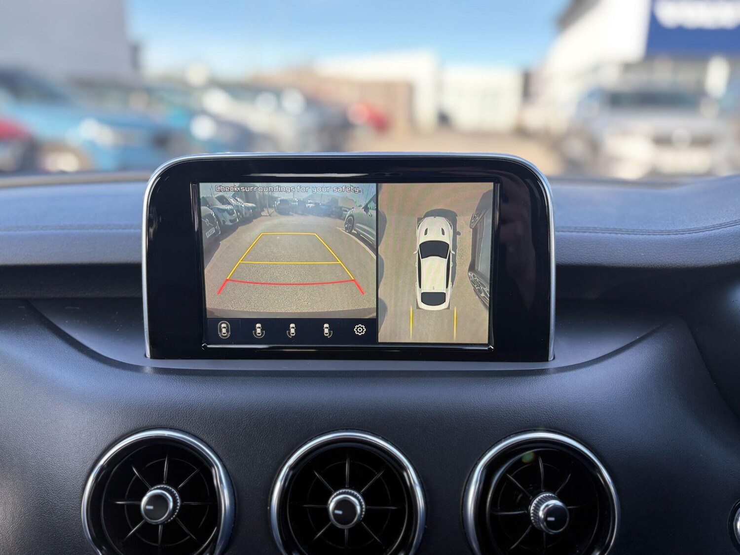 Used Kia Stinger 2018 for sale - 78171044: Photo 28