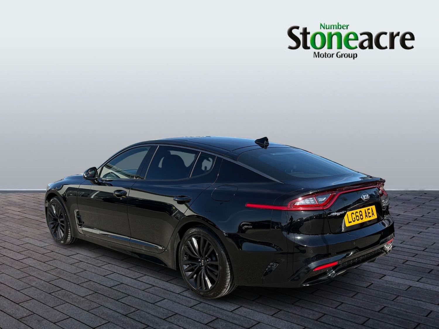 Used Kia Stinger 2018 for sale - 78171044: Photo 4