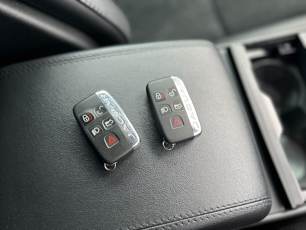 Used Jaguar F-Type 2019 for sale - 76307744: Photo 21