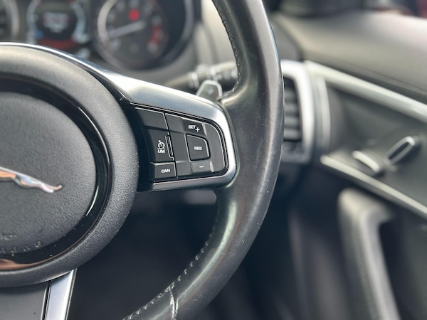 Used Jaguar F-Type 2019 for sale - 76307744: Photo 22