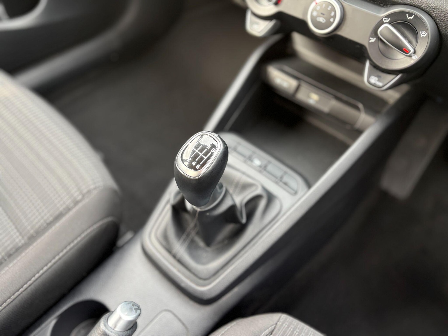 Used Kia Stonic 2023 for sale - 78046681: Photo 13