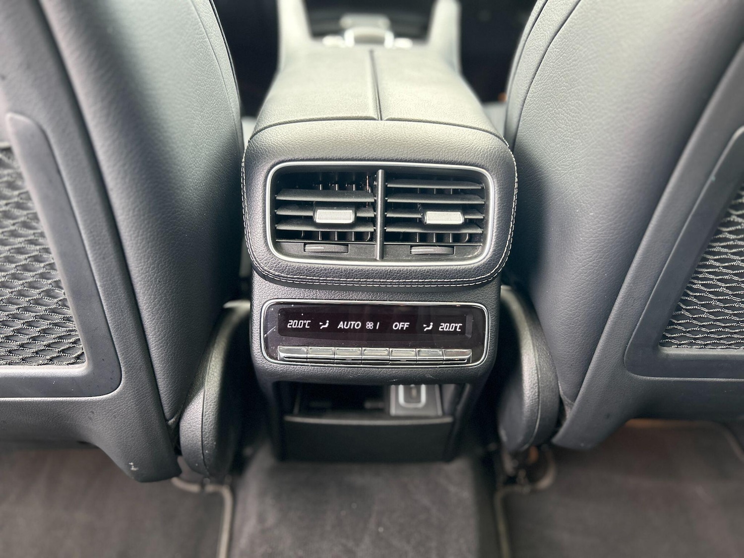 Used Mercedes-Benz GLE 2019 for sale - 76781393: Photo 19