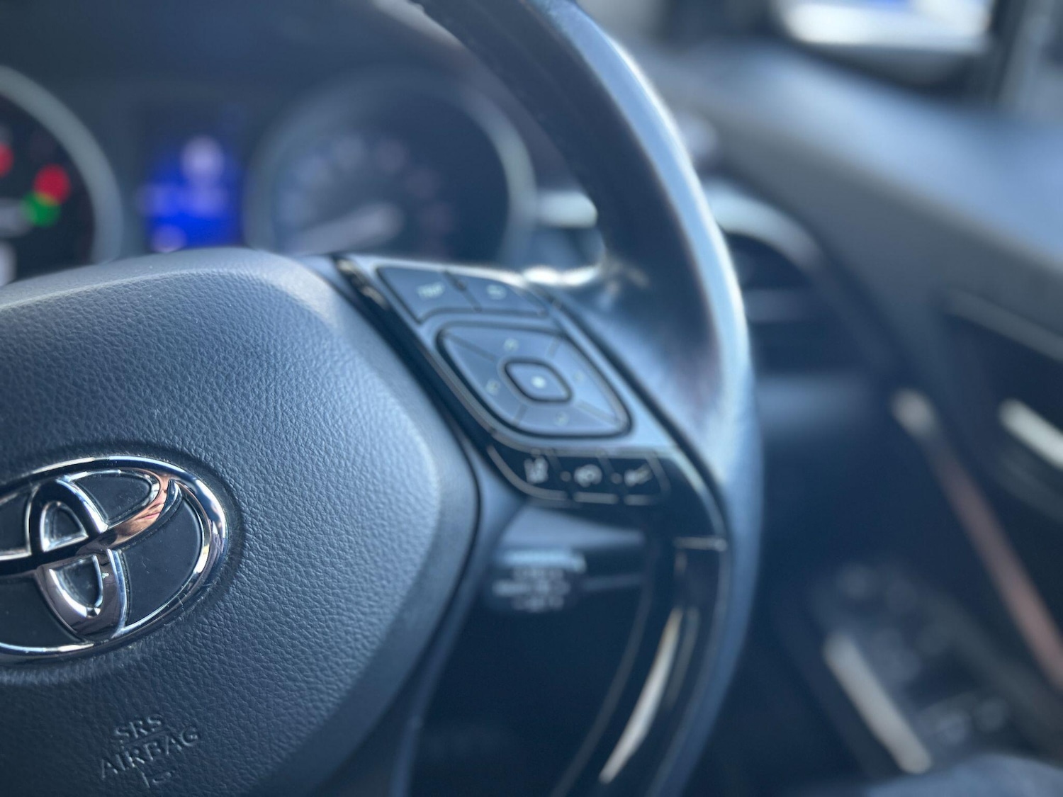 Used Toyota C-HR 2019 for sale - 76913131: Photo 17