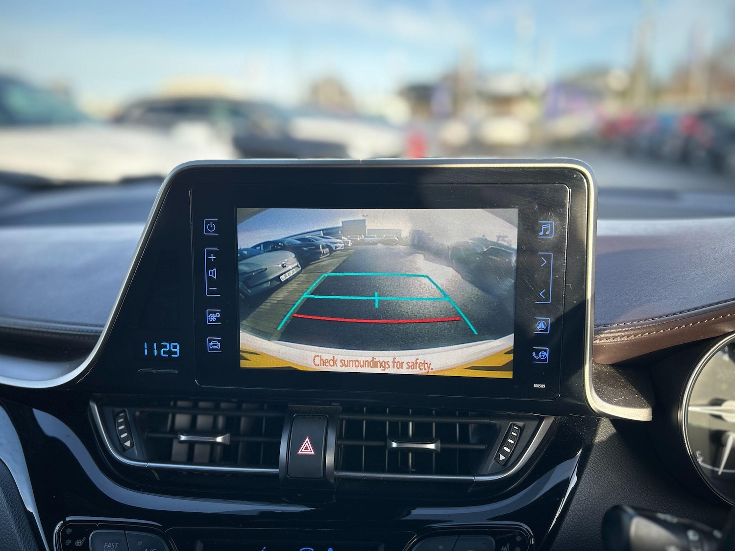 Used Toyota C-HR 2019 for sale - 76913131: Photo 24