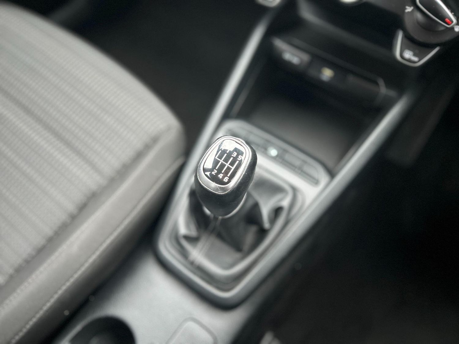 Used Kia Stonic 2022 for sale - 77057137: Photo 10